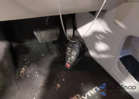 2012 Dodge Grand Caravan Sxt из США, поврежденный, VIN 2C4RDGCG2CR251142